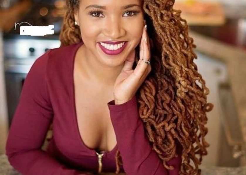 Sugar Mummy In Dubai To Provide Free Visa For Her Man – Accept Her Now