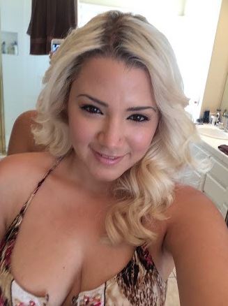 Make Video Call With This Pretty Sugar Mummy From UK