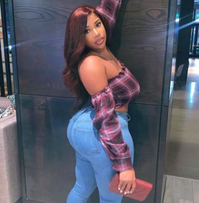 Message This Rich Sugar Mummy Right Away